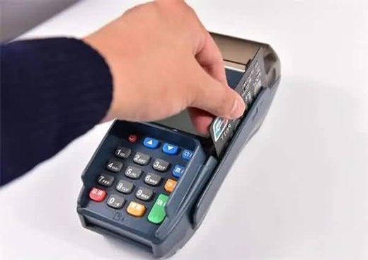 支付巨头PayPal任命新CEO，加强小企业支付市场份额