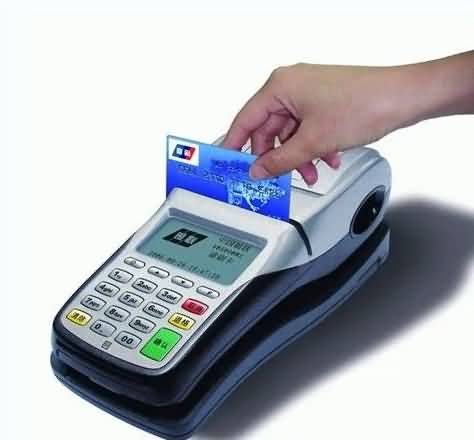 所有人都可以使用钱小宝POS机吗？