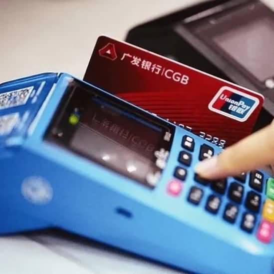 怎样正确使用POS机刷卡避免银行风控，保护个人信用记录？